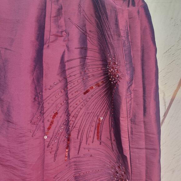 DVC Exclusive Purple top and Skirt set size 18 - Picture 7 of 12